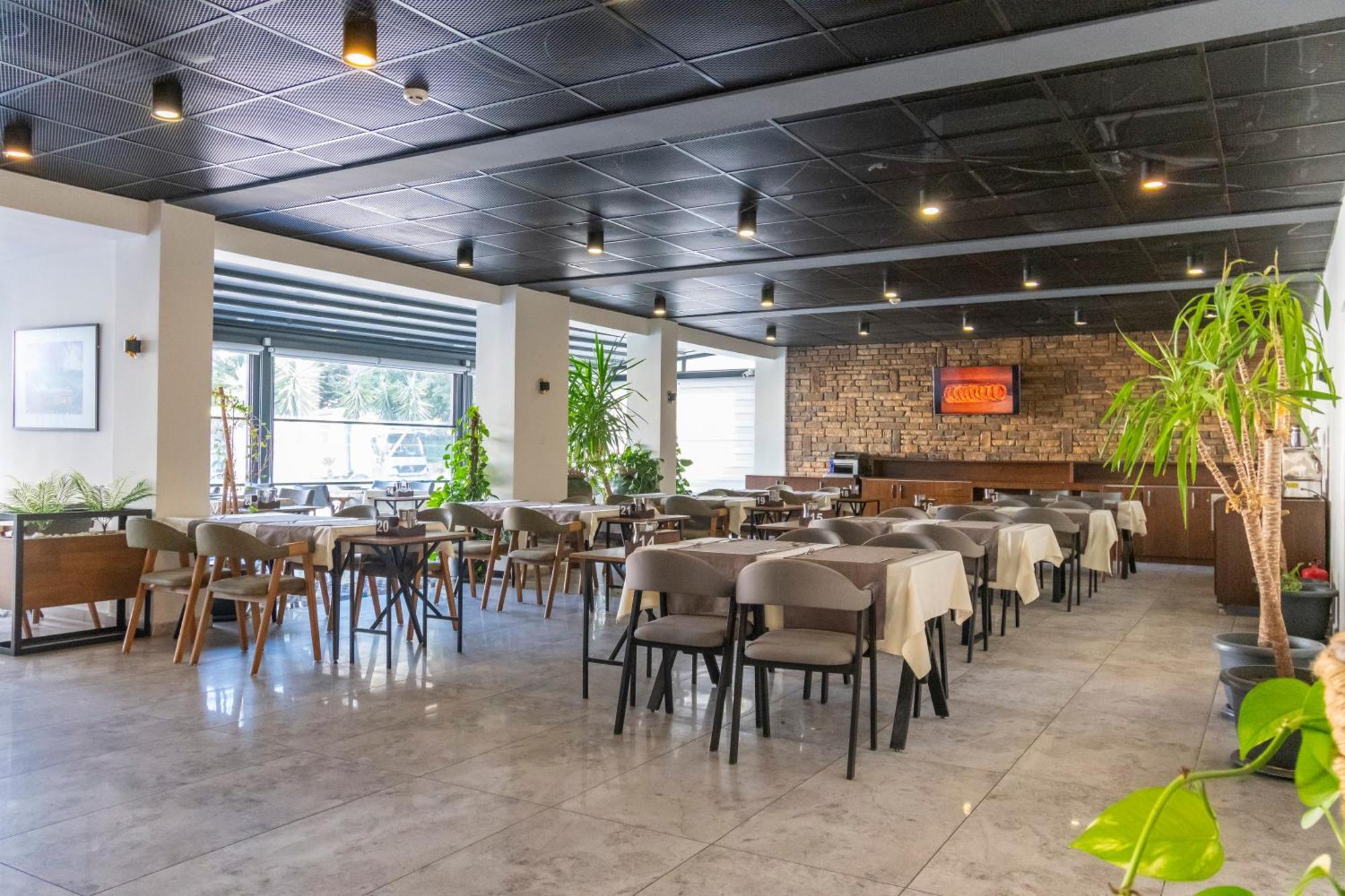 Dorana Hotel Kirenia Zewnętrze zdjęcie