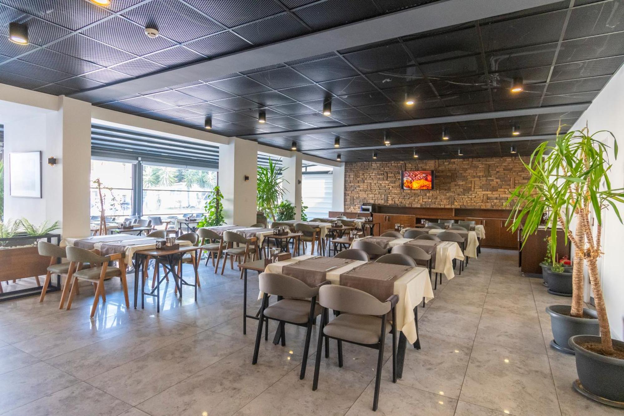 Dorana Hotel Kirenia Zewnętrze zdjęcie